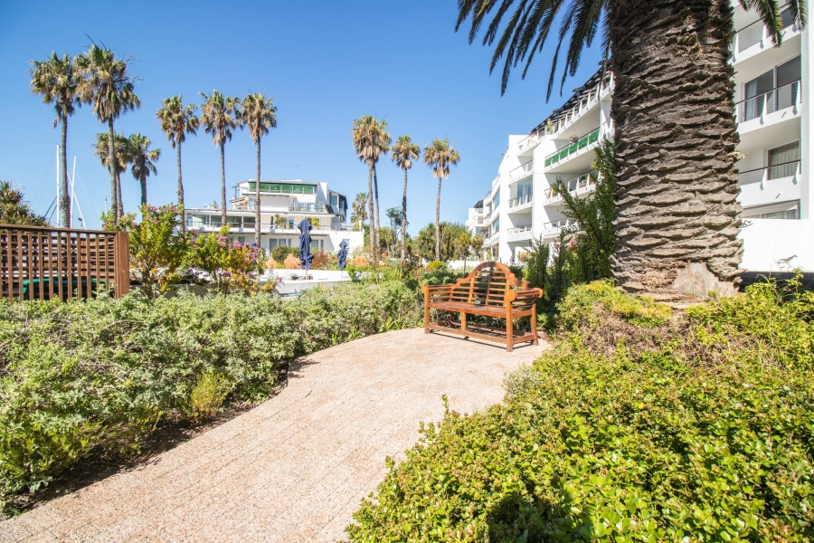 To Let 3 Bedroom Property for Rent in Mouille Point Western Cape